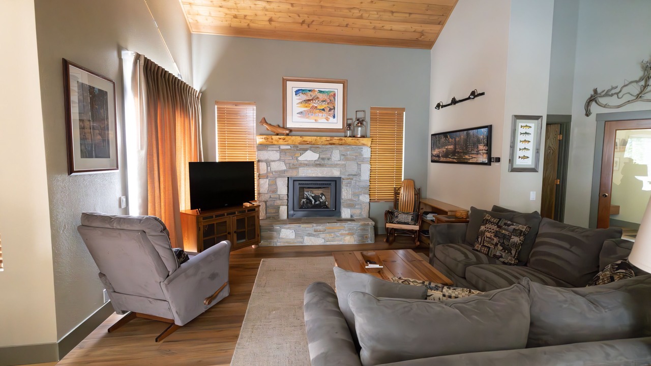 Photo of Livingroom in Mammoth Lakes