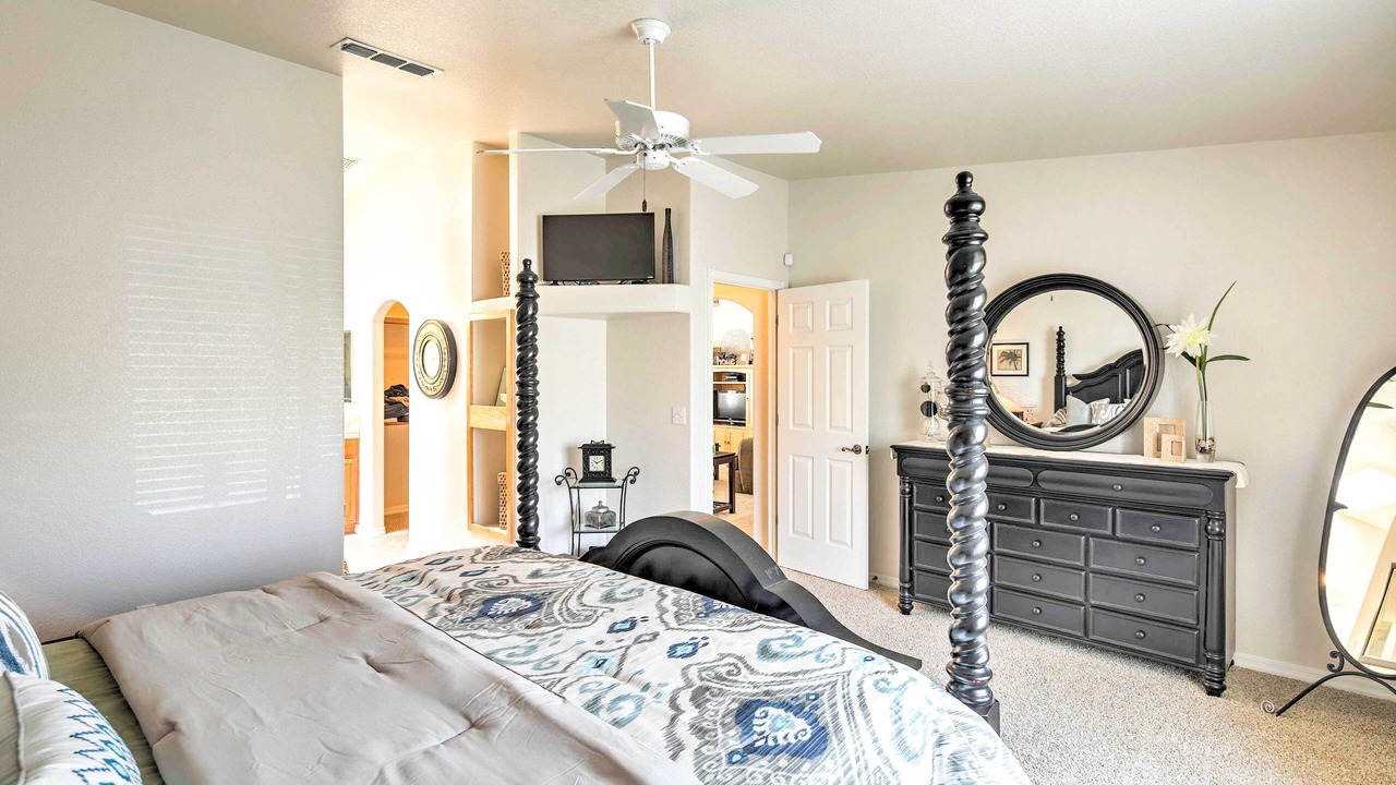 Photo of Bedroom in Lake Havasu City