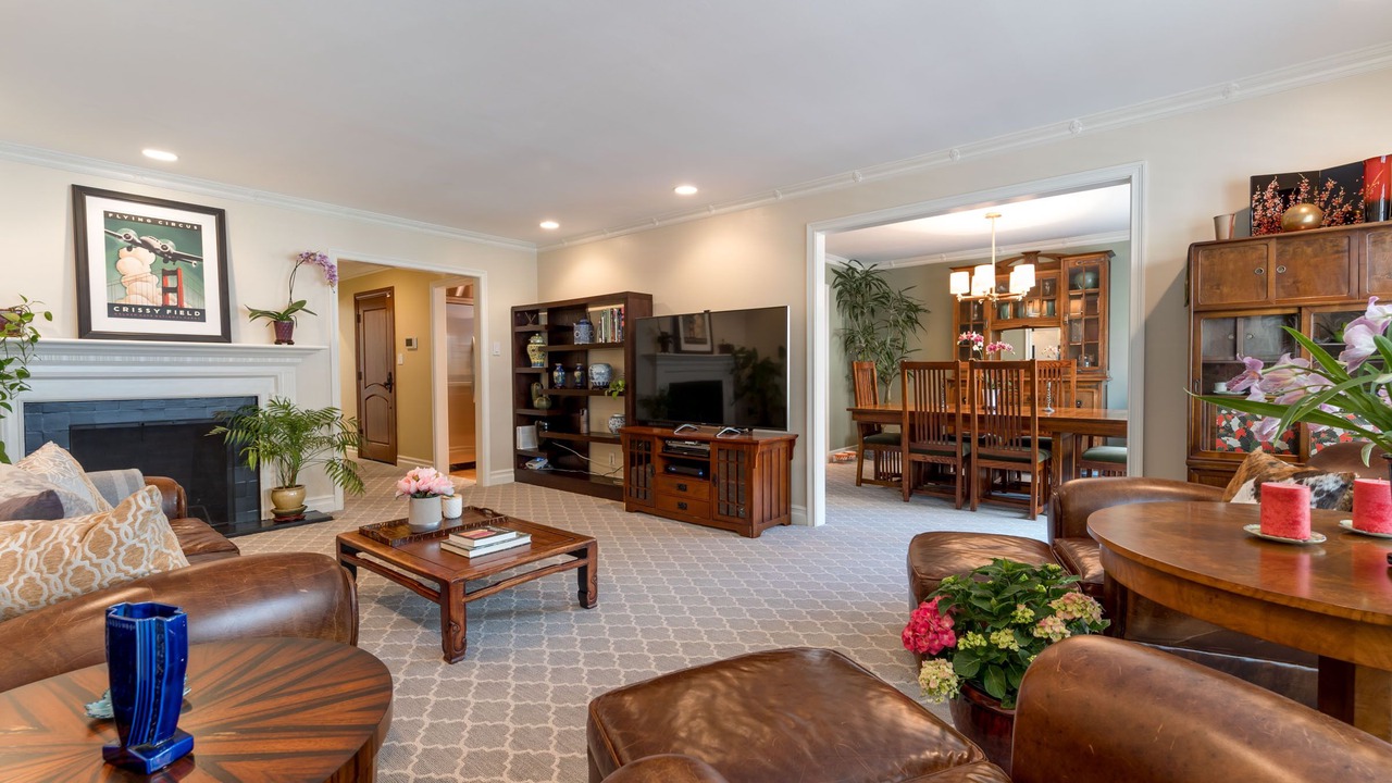 Photo of Livingroom in Pacific Heights