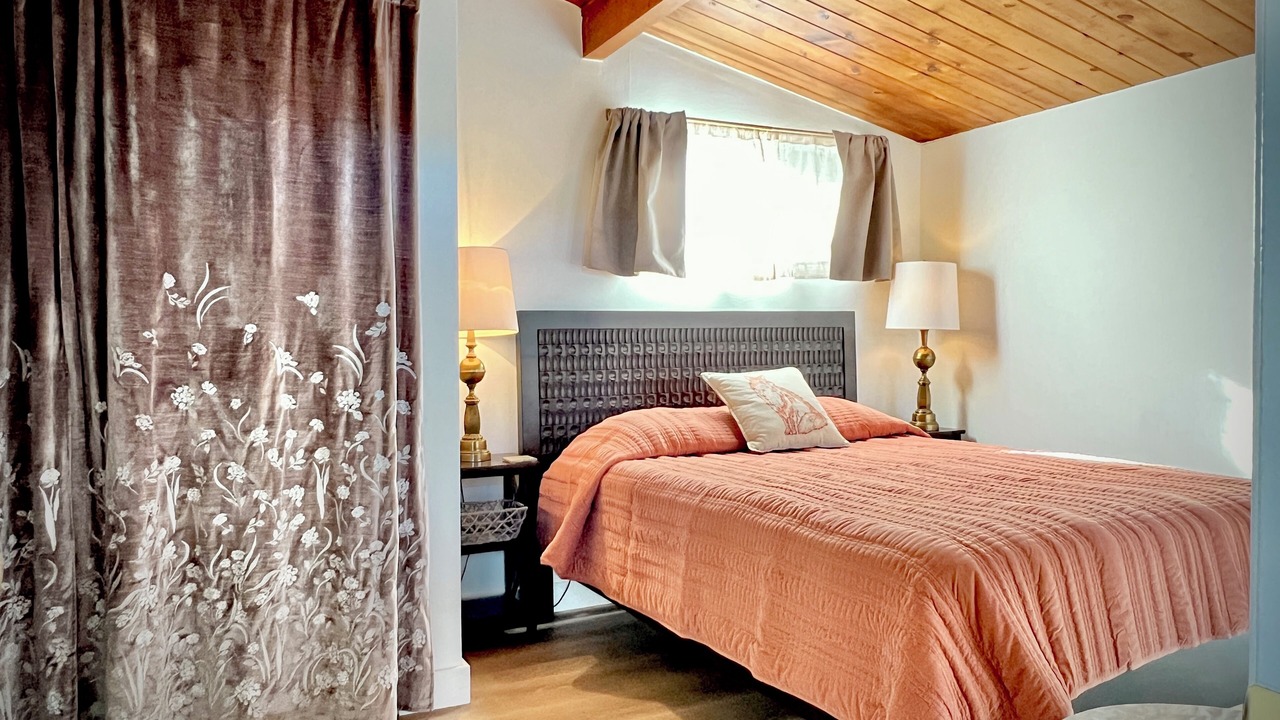 Photo of Bedroom in Lodge Hill