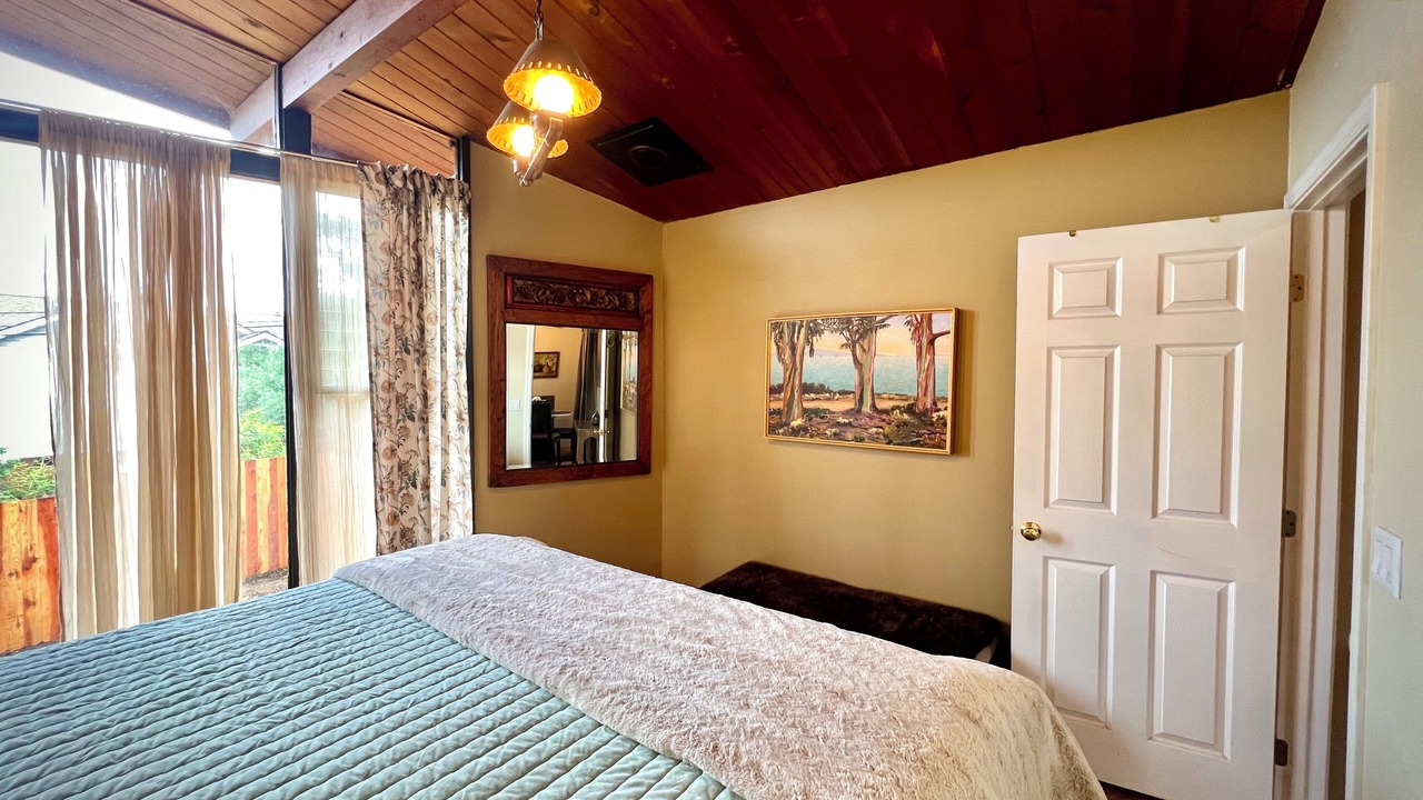 Photo of Bedroom in Lodge Hill