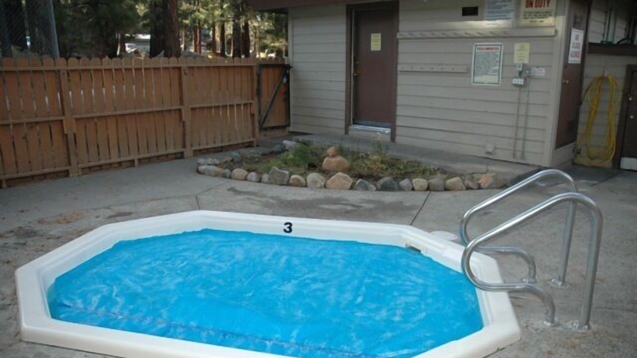 Photo of Outdoor in Mammoth Lakes
