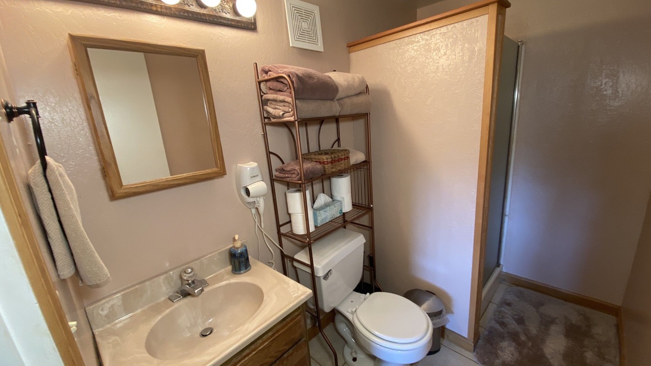 Photo of Bathroom in Pioneer Trail