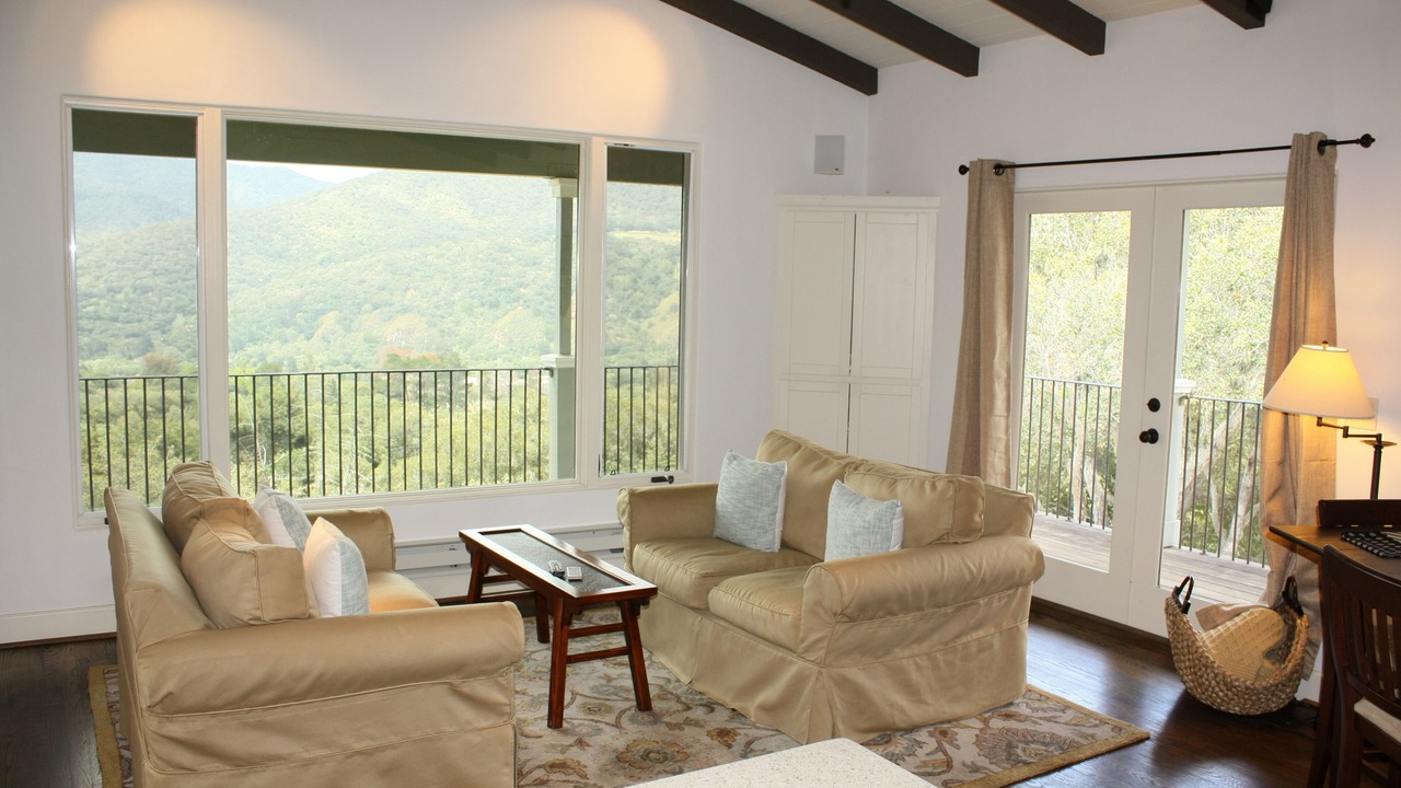 Photo of Bedroom in Carmel Valley