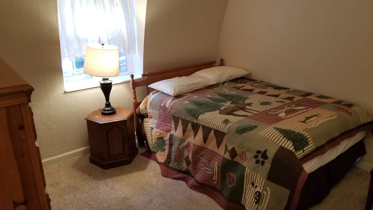Photo of Bedroom in Cold Springs