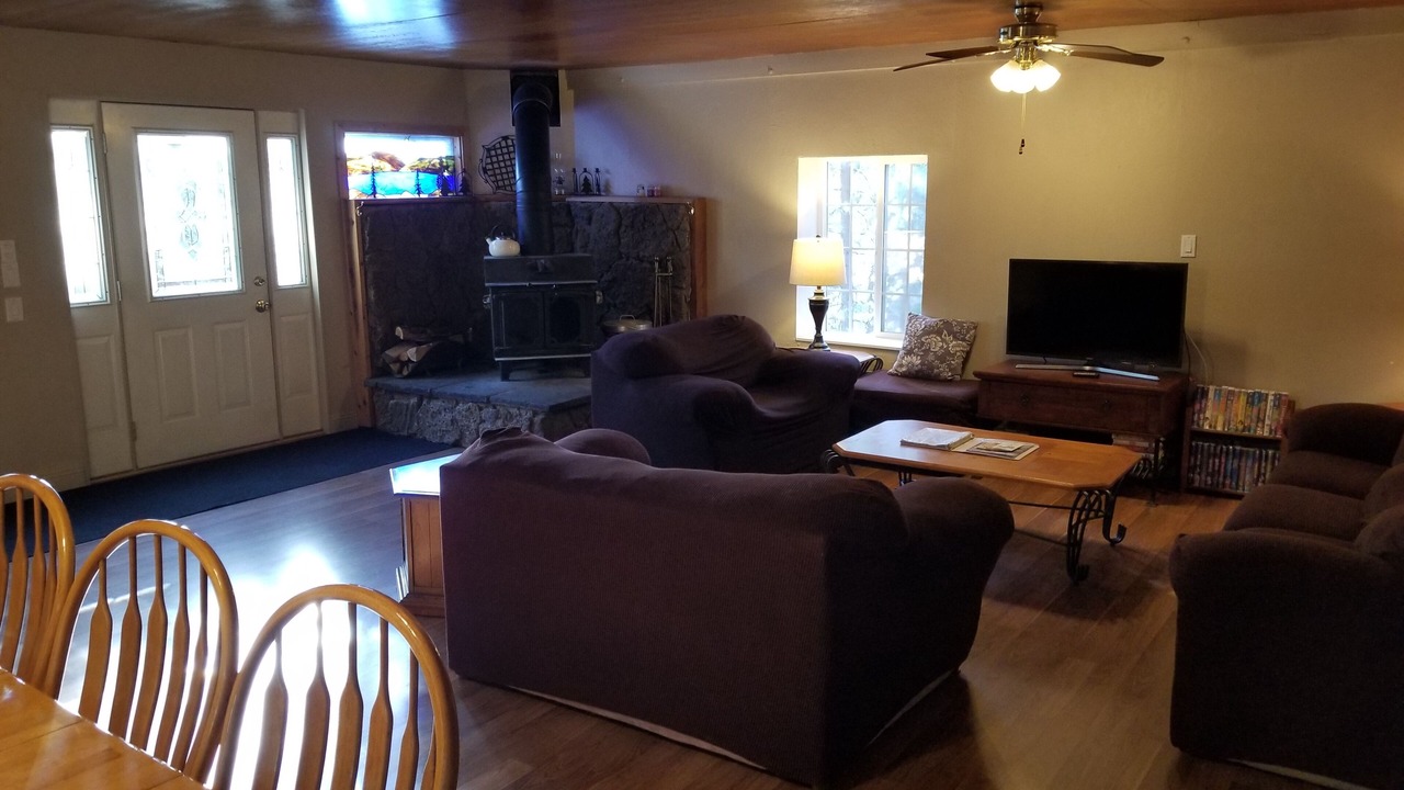Photo of Livingroom in Cold Springs