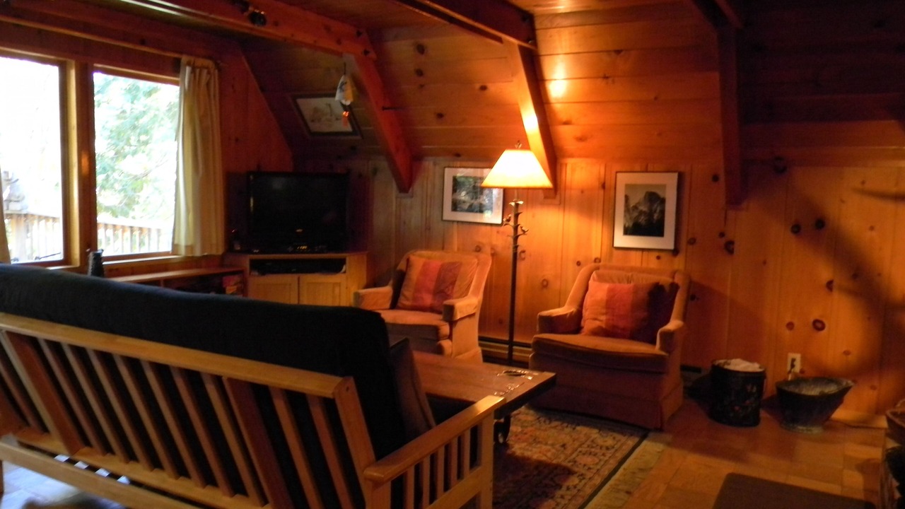 Photo of Livingroom in Mi-Wuk Village