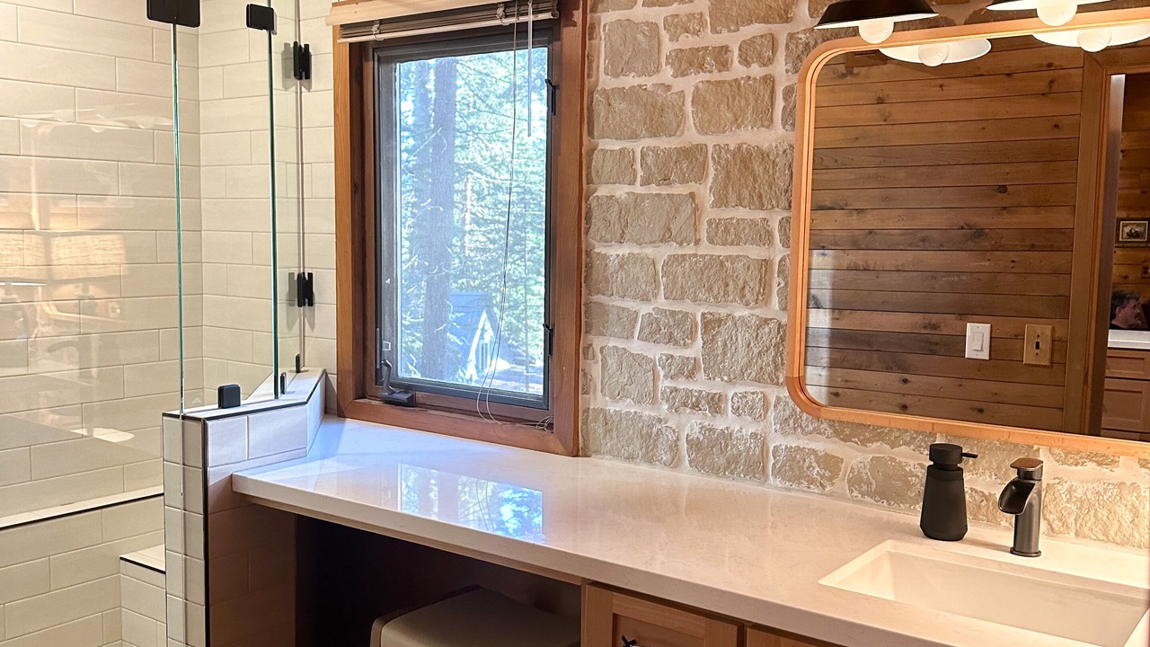 Photo of Bathroom in Fish Camp