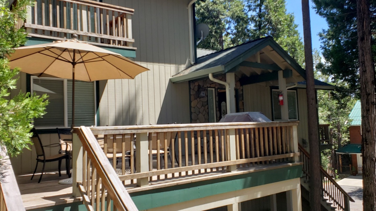 Photo of Patio Balcony in Long Barn