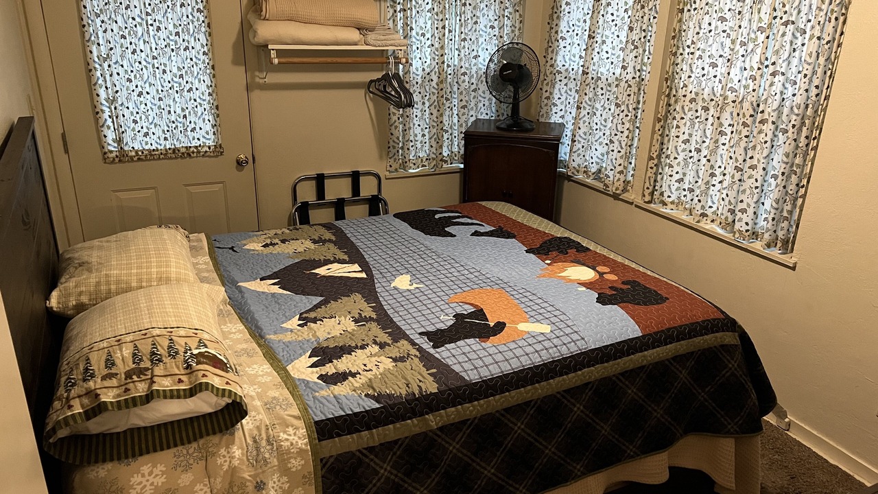 Photo of Bedroom in Nevada City