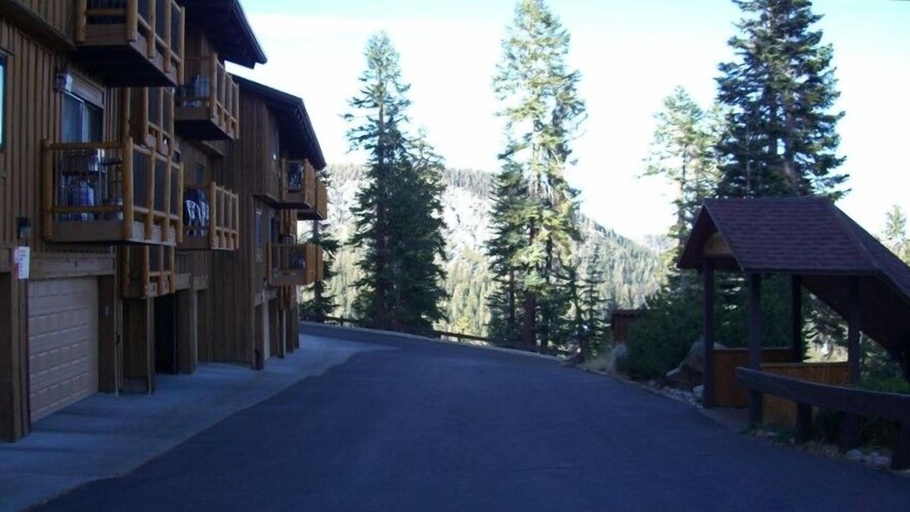 Photo of Others in Mammoth Lakes