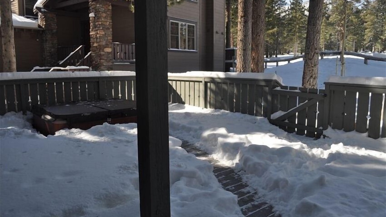 Photo of Others in Mammoth Lakes