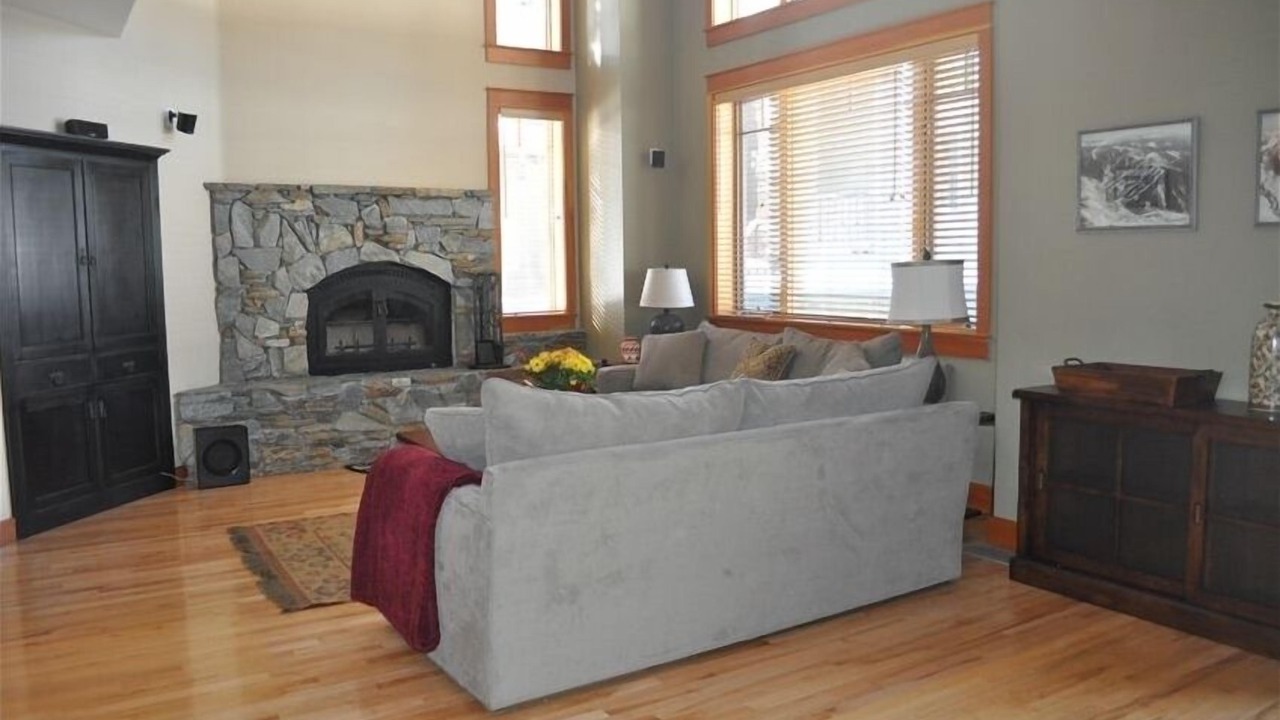 Photo of Livingroom in Mammoth Lakes