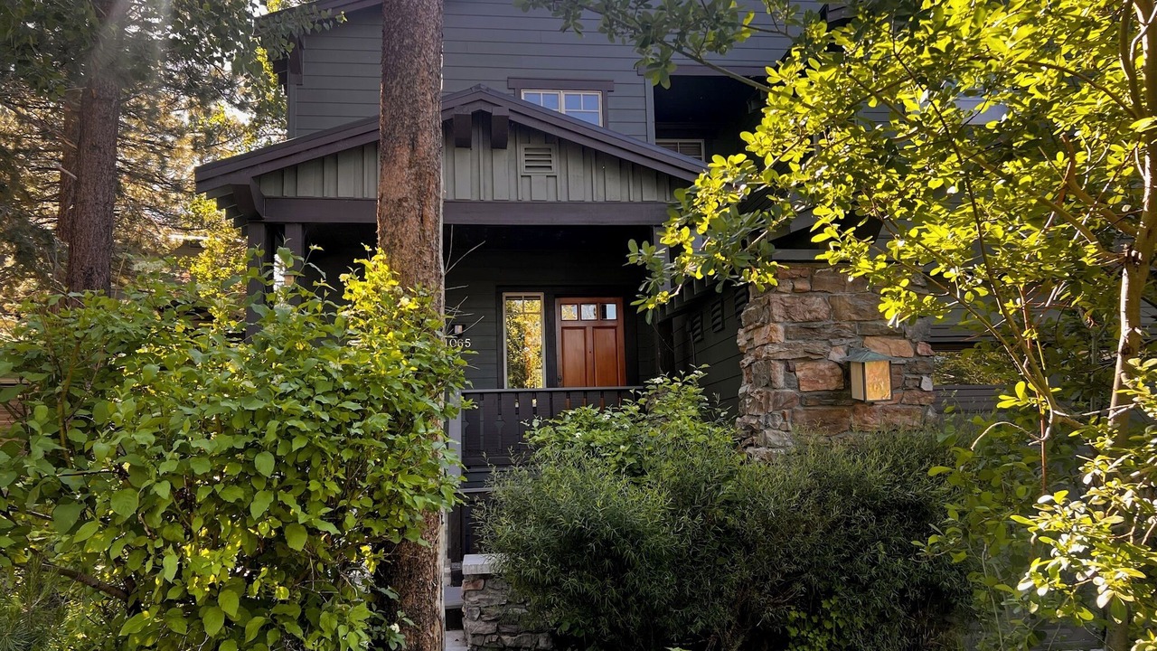 Photo of Outdoor in Mammoth Lakes