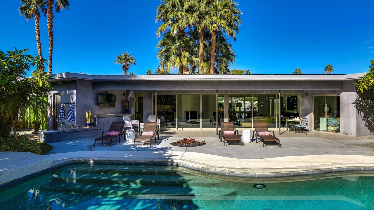 Photo of Outdoor in Tahquitz River Estates