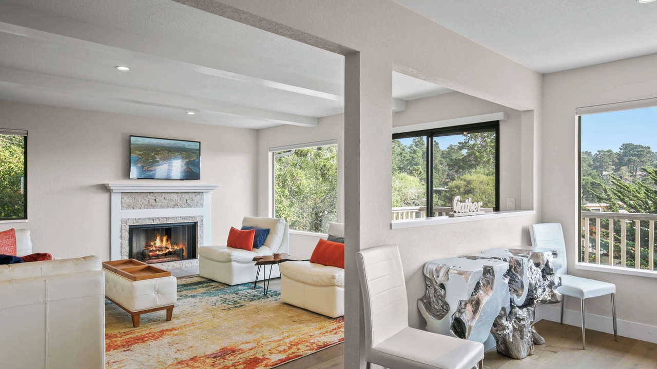 Photo of Livingroom in Northeast Carmel