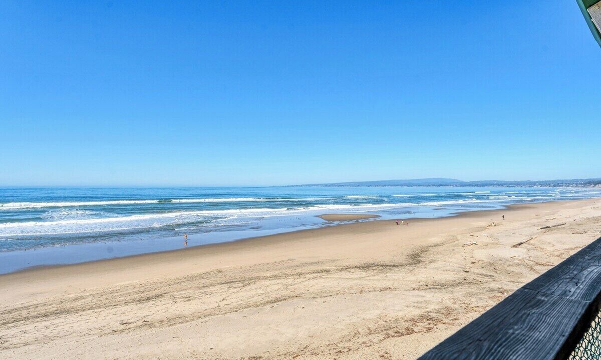 Photo of Patio Balcony in La Selva Beach