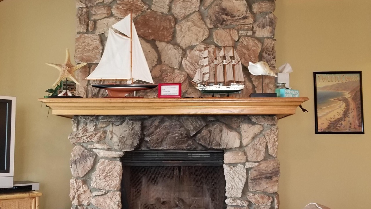 Photo of Livingroom in Silver Strand