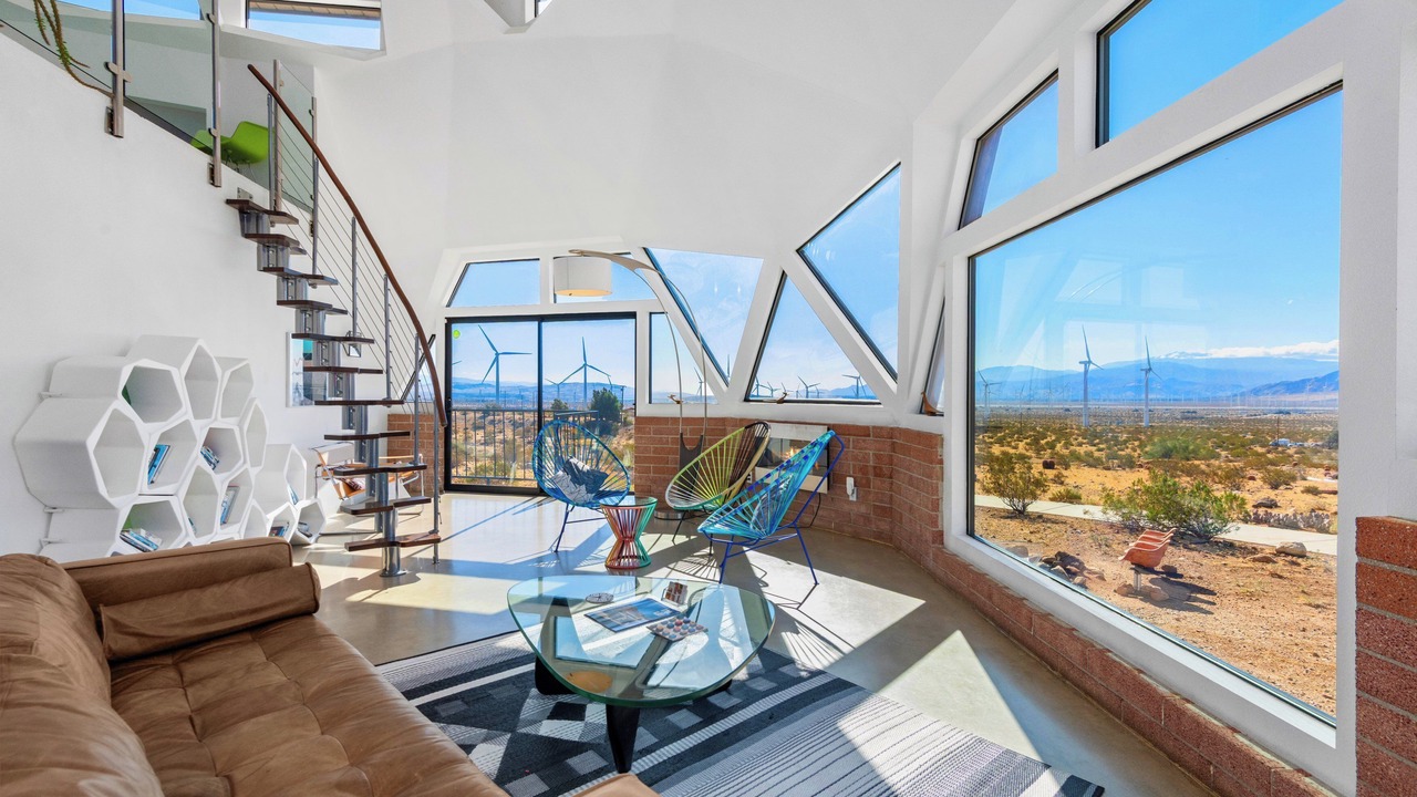 Photo of Livingroom in Desert Hot Springs
