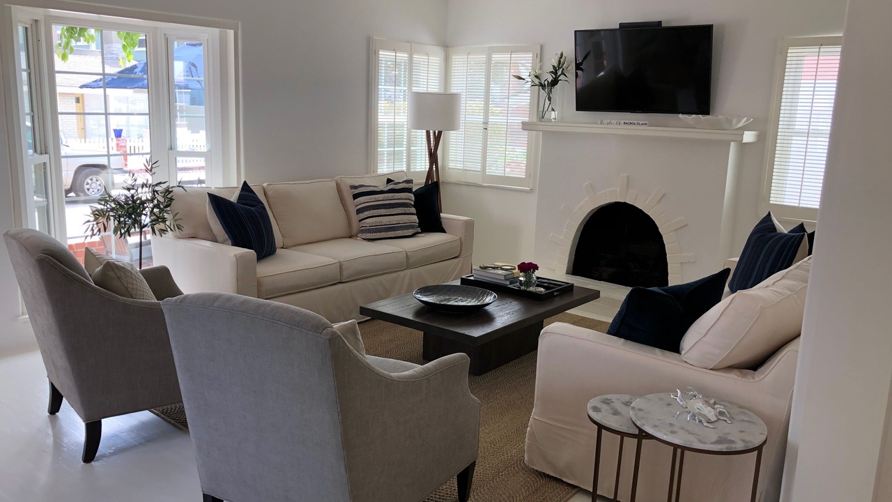 Photo of Livingroom in Balboa Island