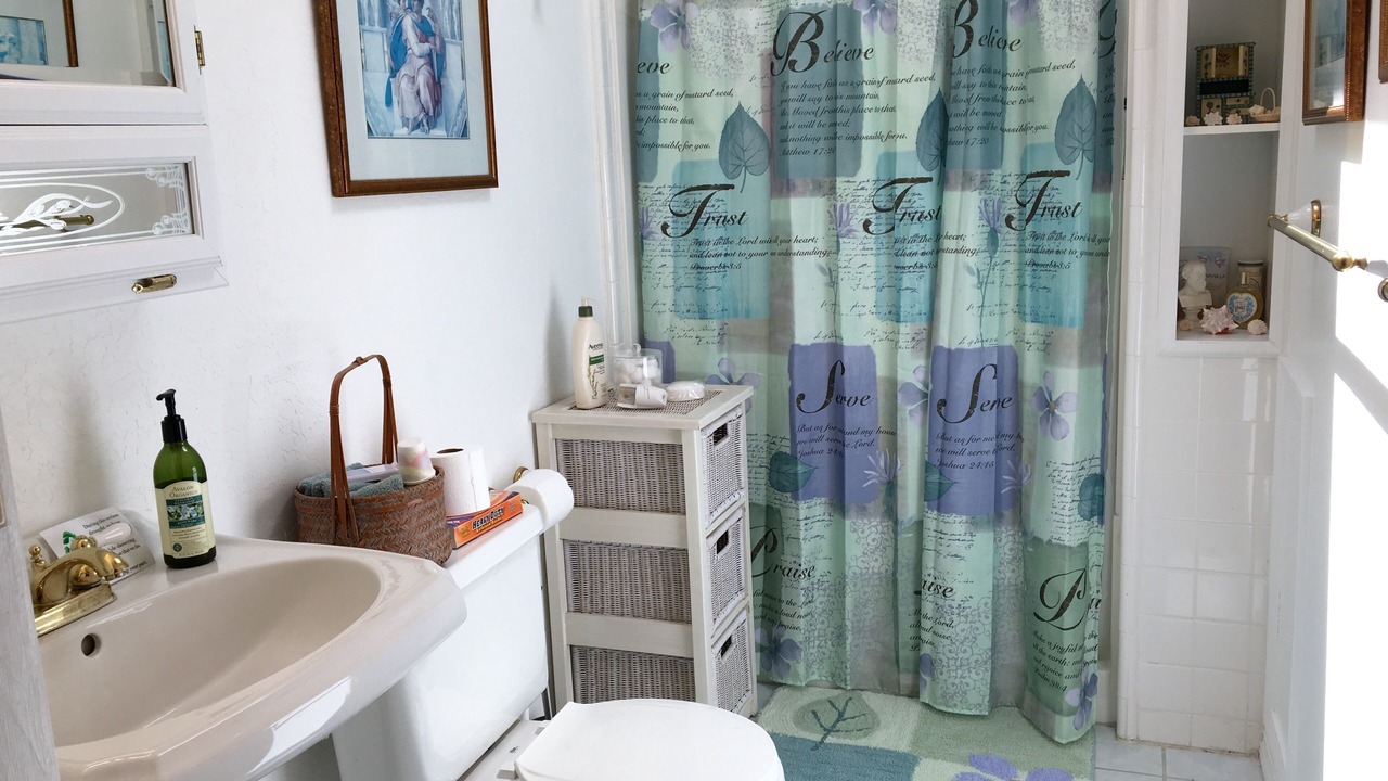 Photo of Bathroom in Paicines