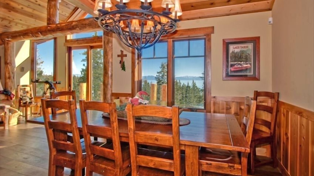 Photo of Bedroom in Meeks Bay