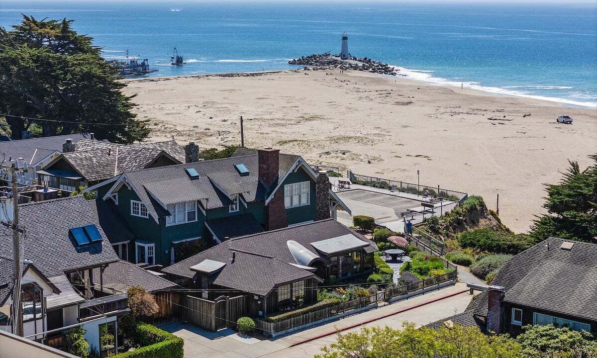Photo of Others in Seabright