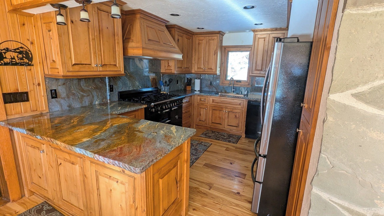 Photo of Kitchen in Tahoma