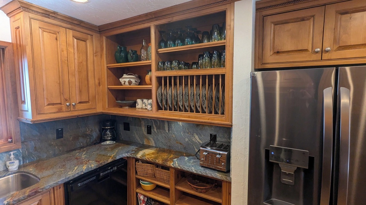Photo of Kitchen in Tahoma