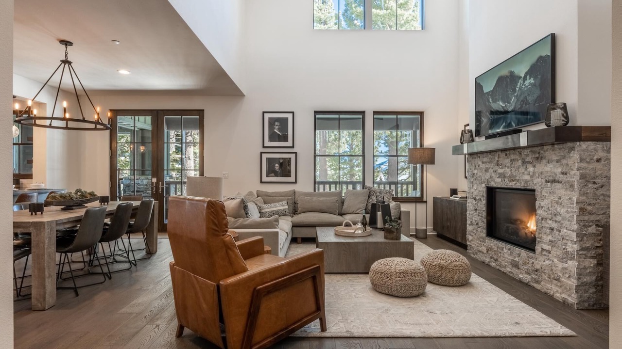 Photo of Livingroom in Mammoth Lakes