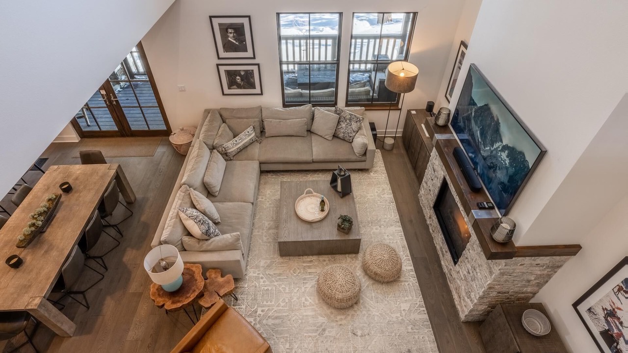 Photo of Livingroom in Mammoth Lakes