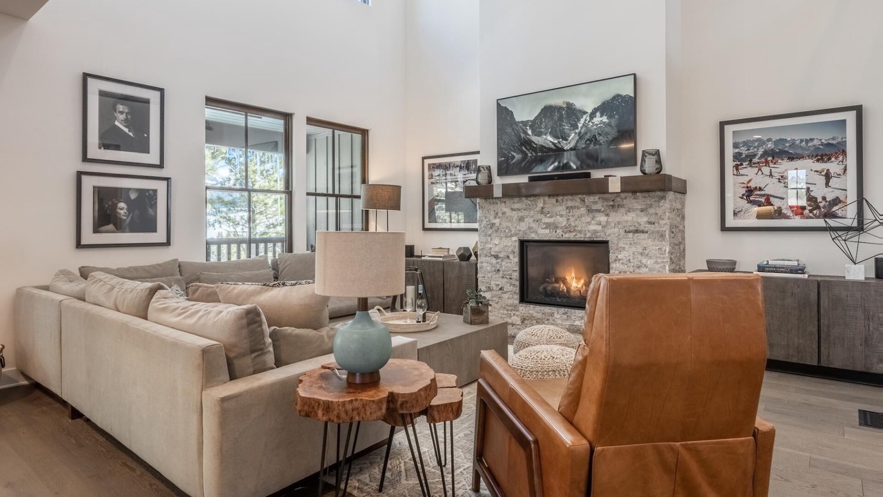 Photo of Livingroom in Mammoth Lakes