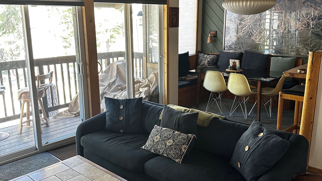 Photo of Livingroom in Majestic Pines