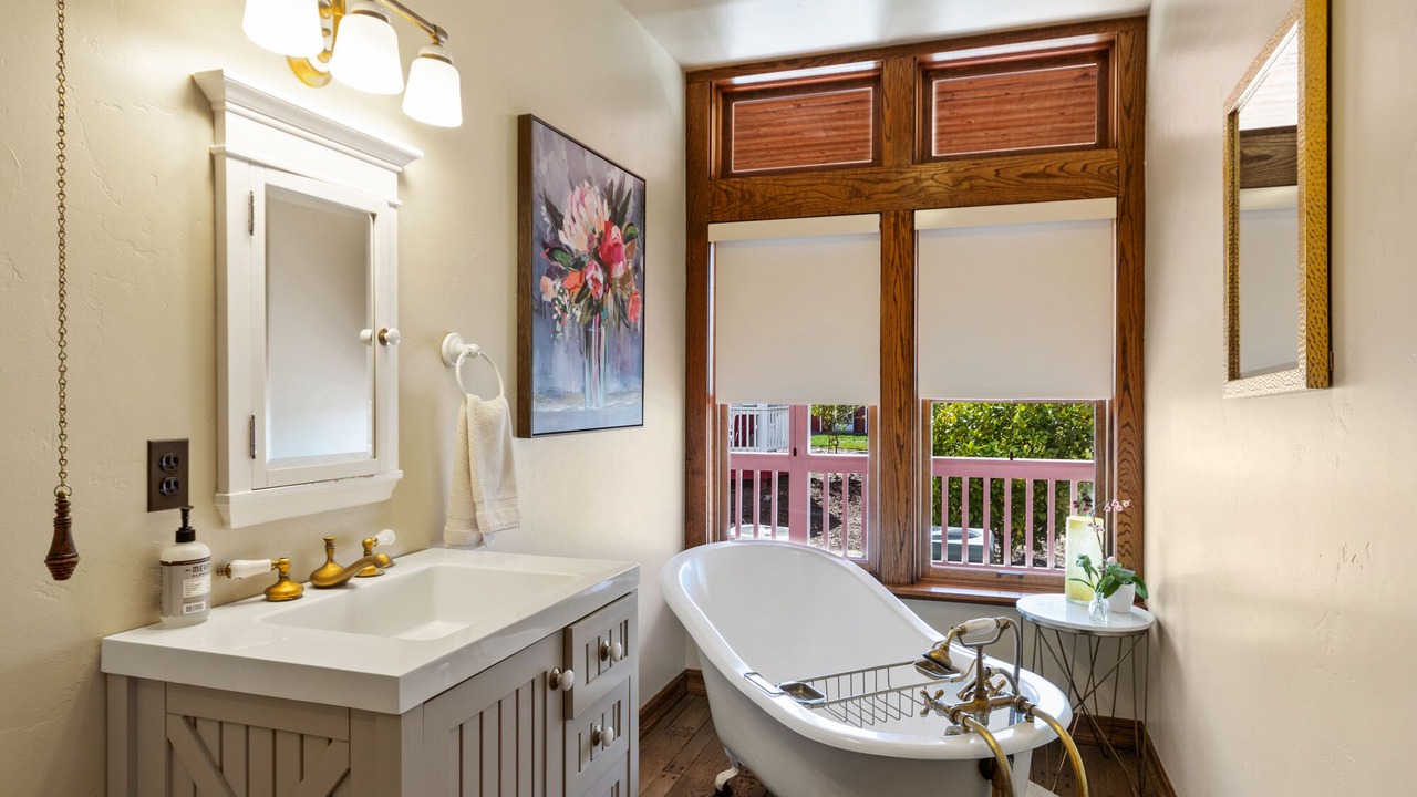 Photo of Bathroom in Templeton