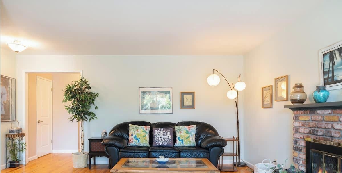 Photo of Livingroom in Westside Santa Cruz