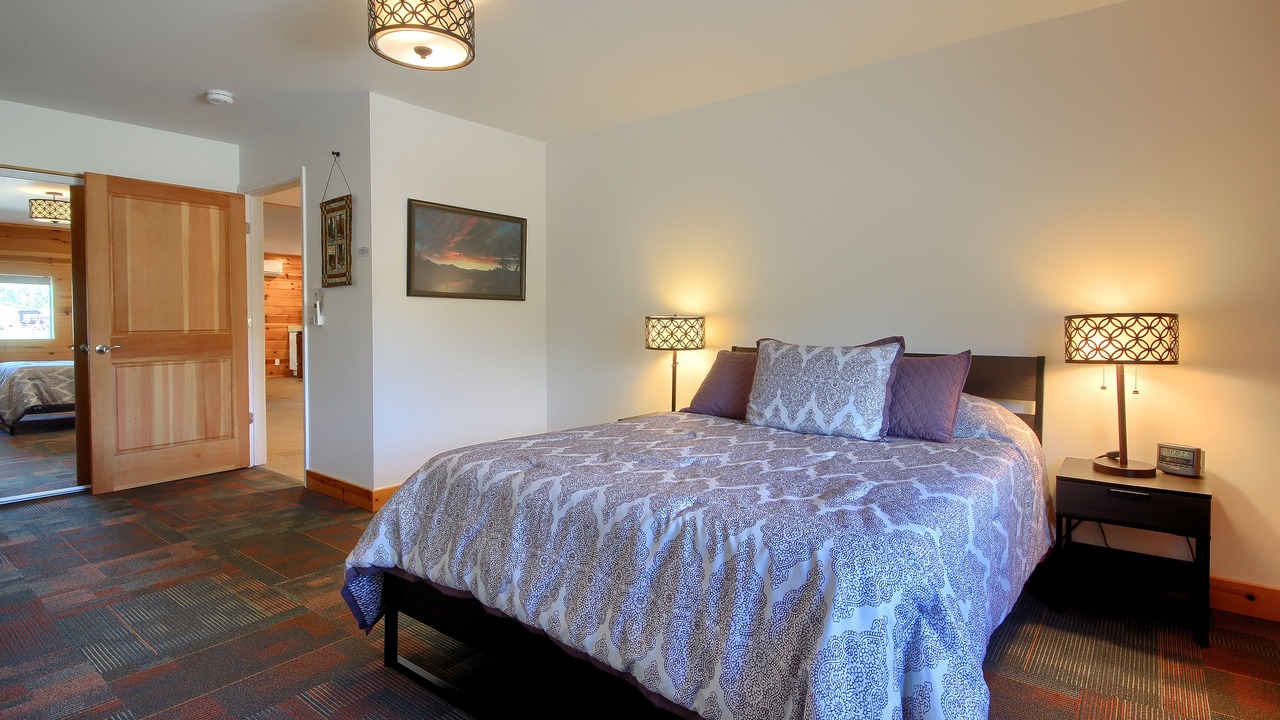 Photo of Bedroom in Catheys Valley
