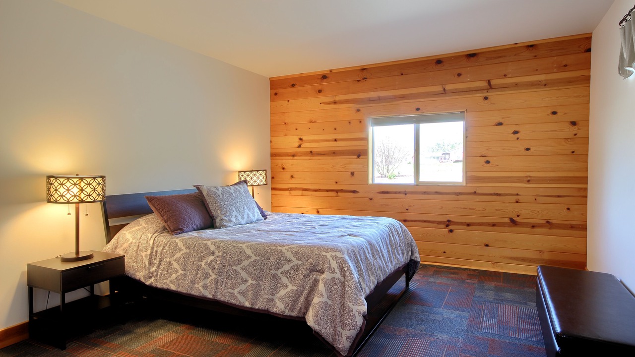 Photo of Bedroom in Catheys Valley