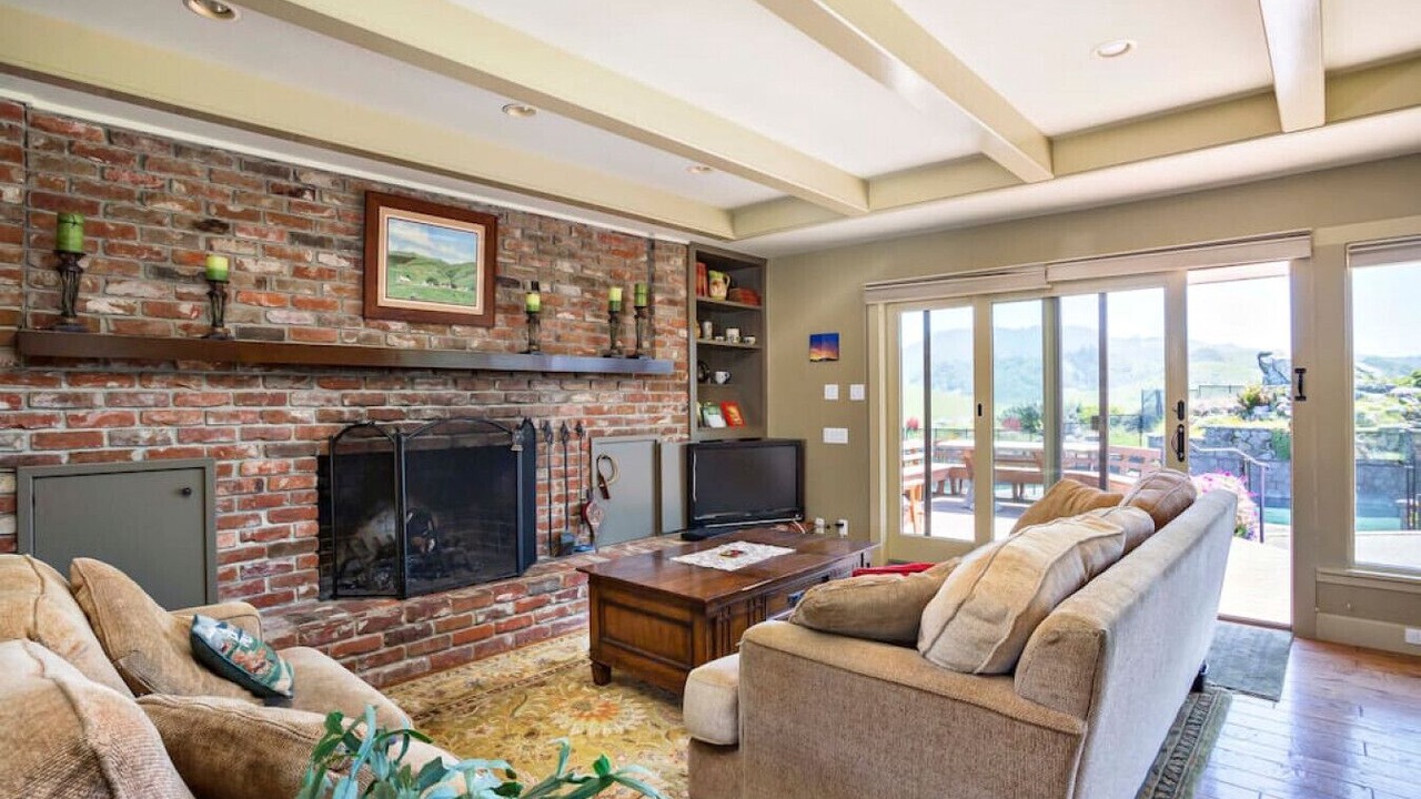 Photo of Livingroom in Nicasio