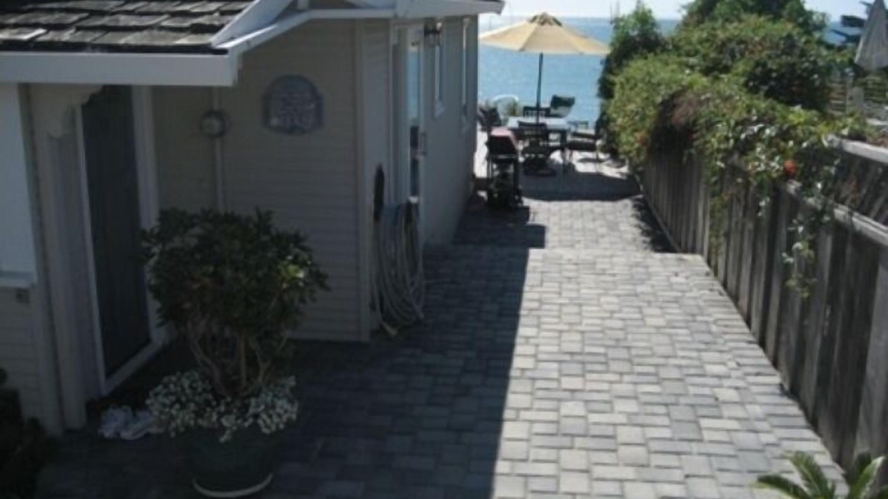 Photo of Others in Aptos