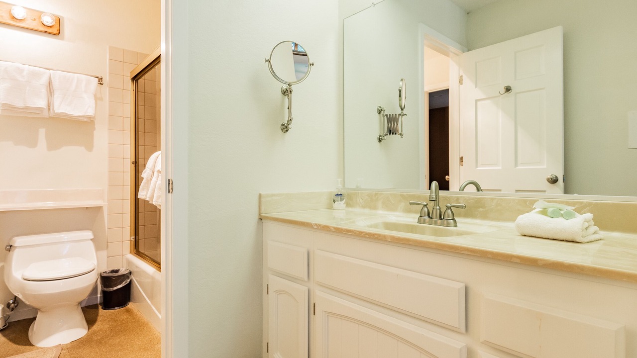 Photo of Bathroom in Mammoth Lakes