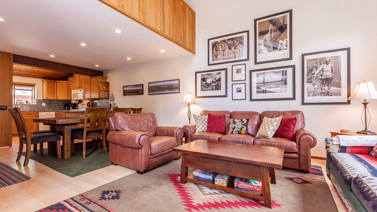 Photo of Livingroom in Mammoth Lakes
