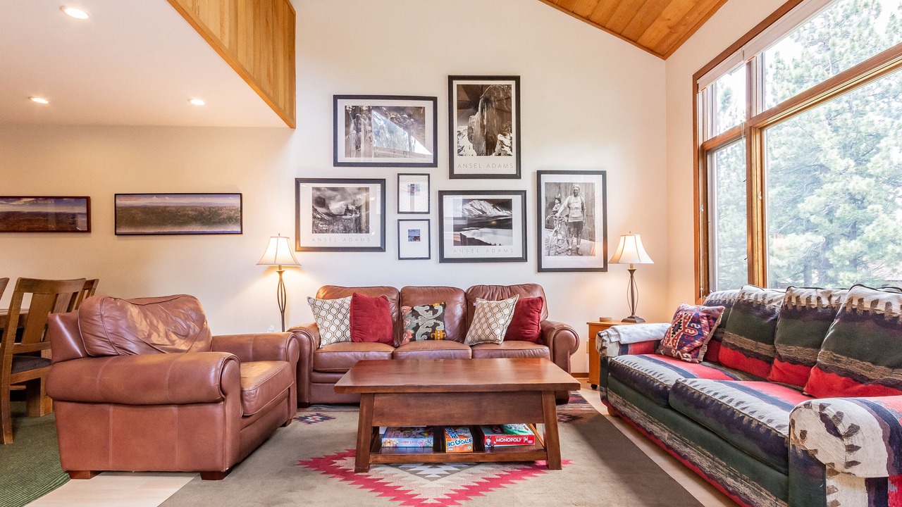 Photo of Livingroom in Mammoth Lakes