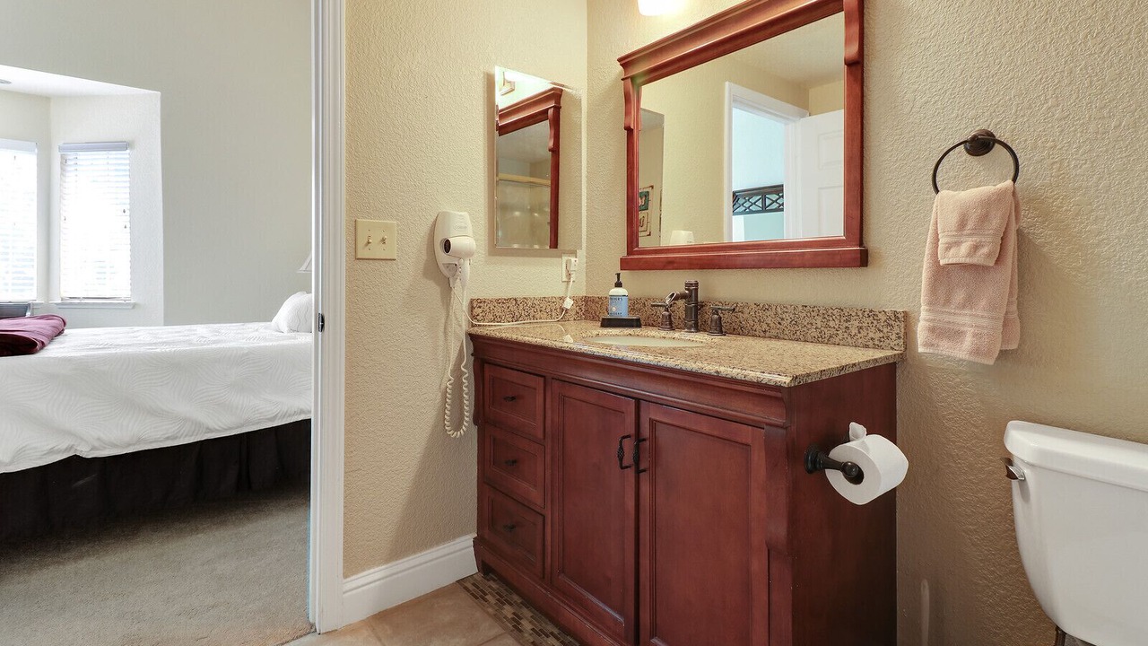Photo of Bathroom in Alamo