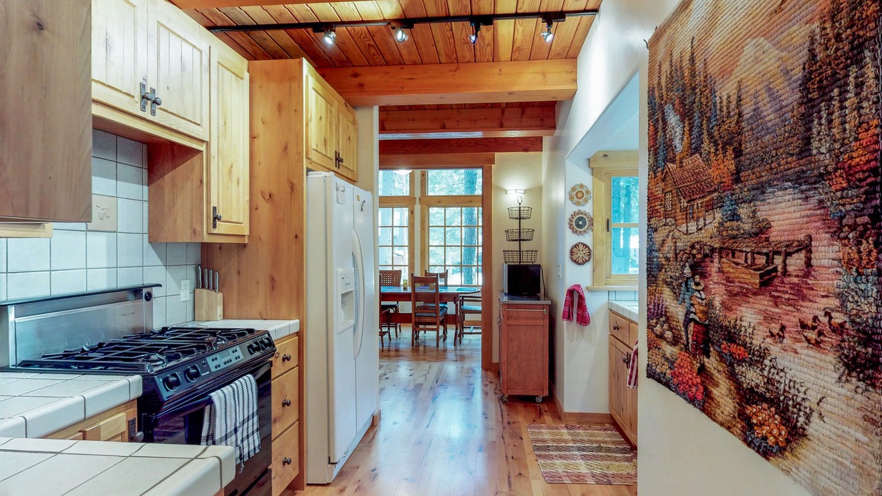 Photo of Kitchen in Tahoma