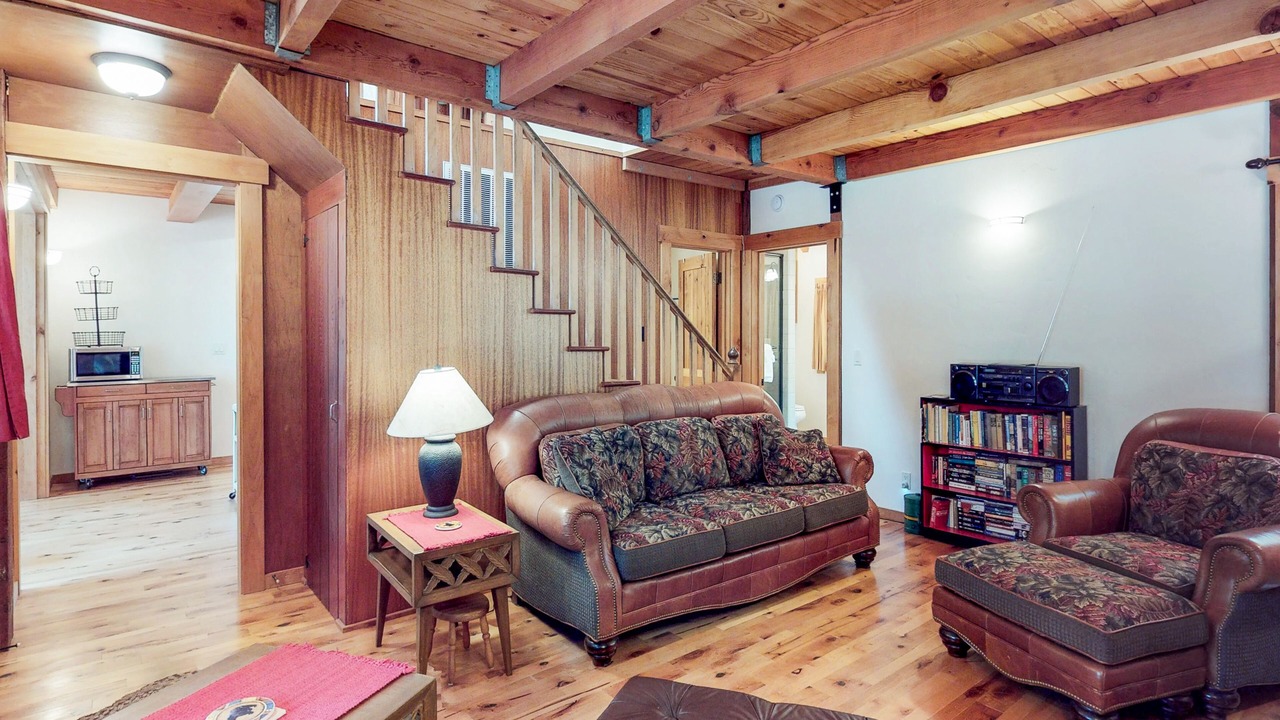 Photo of Livingroom in Tahoma