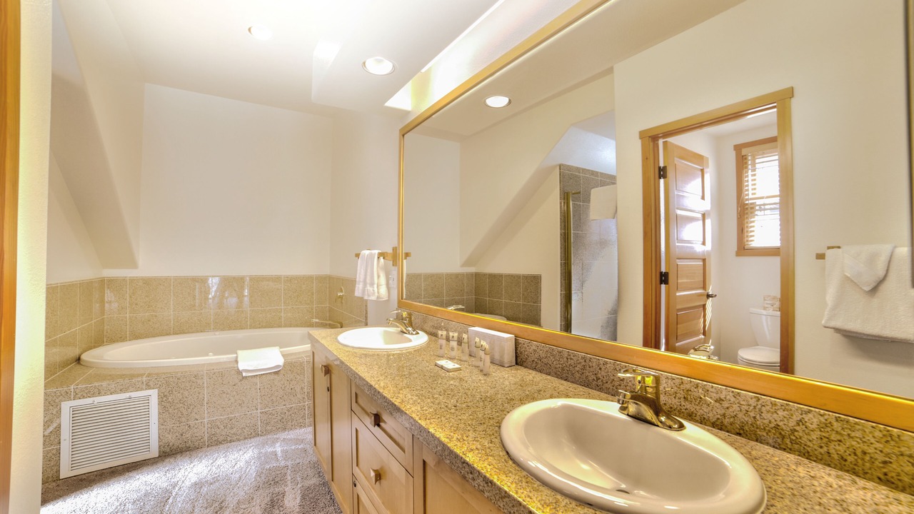 Photo of Bathroom in Mammoth Lakes