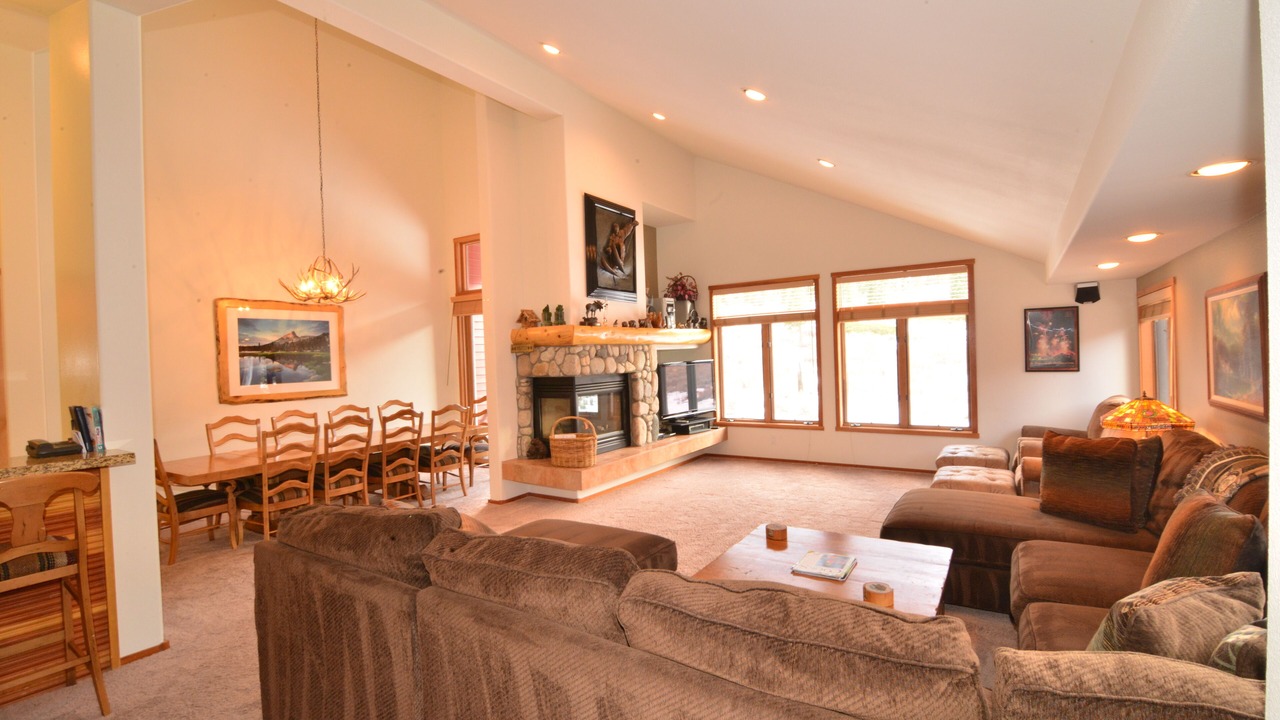 Photo of Livingroom in Mammoth Lakes