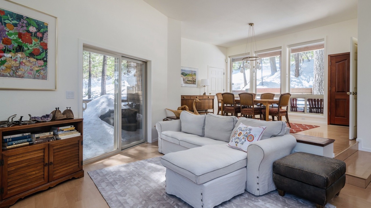 Photo of Livingroom in Arnold