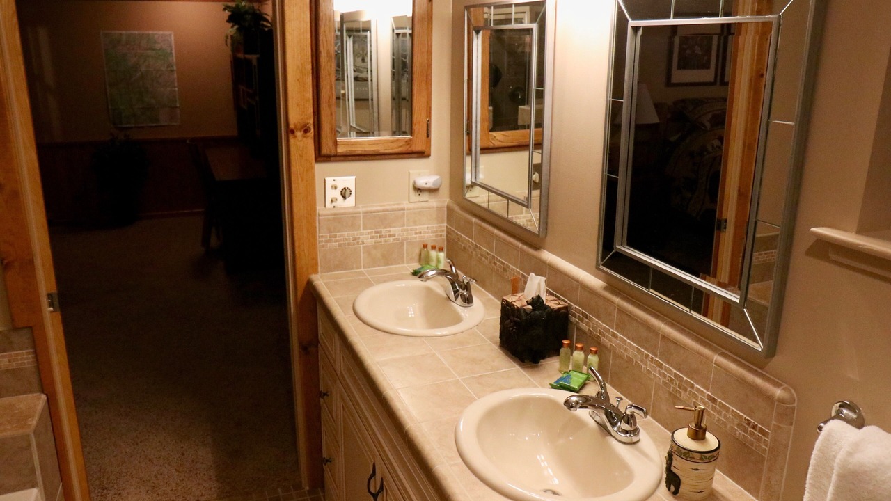 Photo of Bathroom in Oakhurst