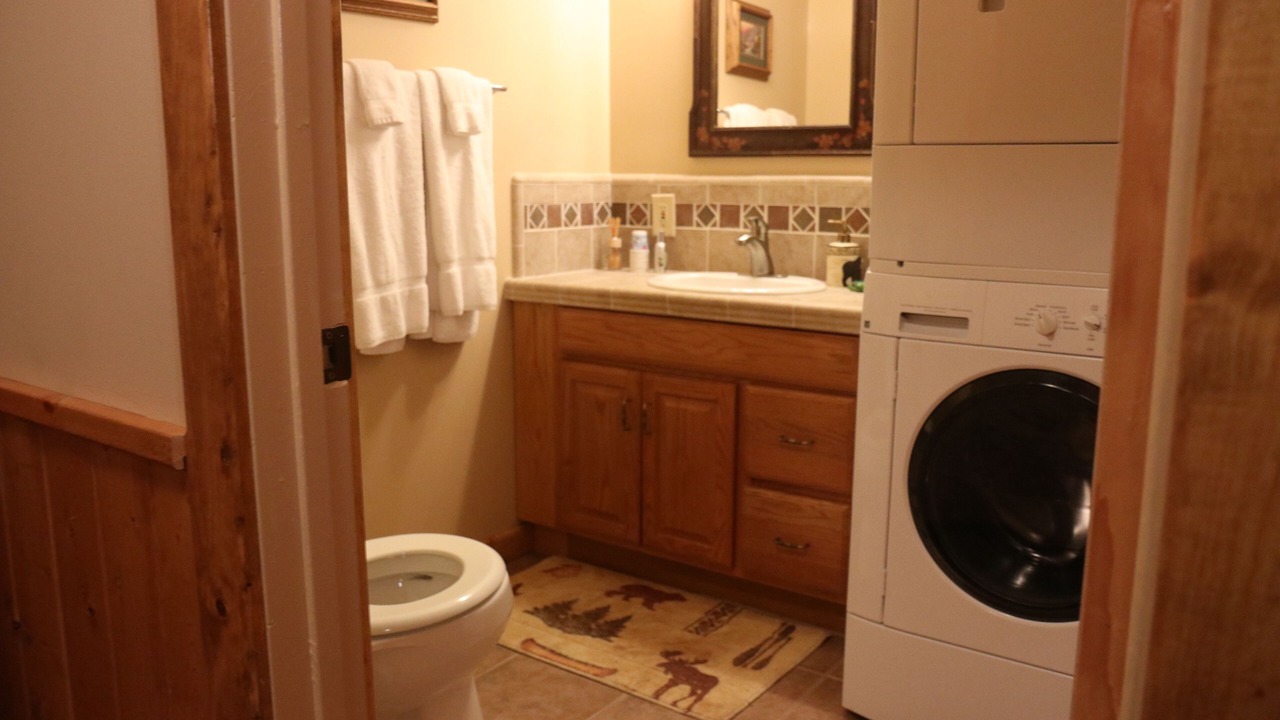 Photo of Bathroom in Oakhurst